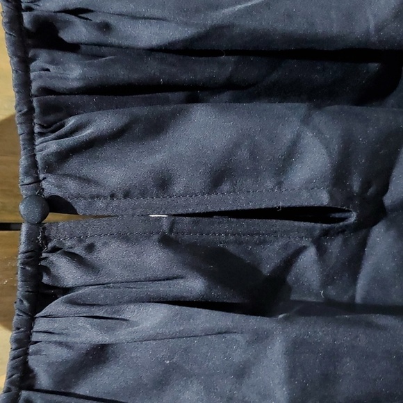 ELIZABETH AND JAMES BLACK TOP ELASTIC HEM SIZE MEDIUM Balloon Sleeves - Picture 7 of 7